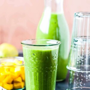 bright green smoothie full of the best brain food