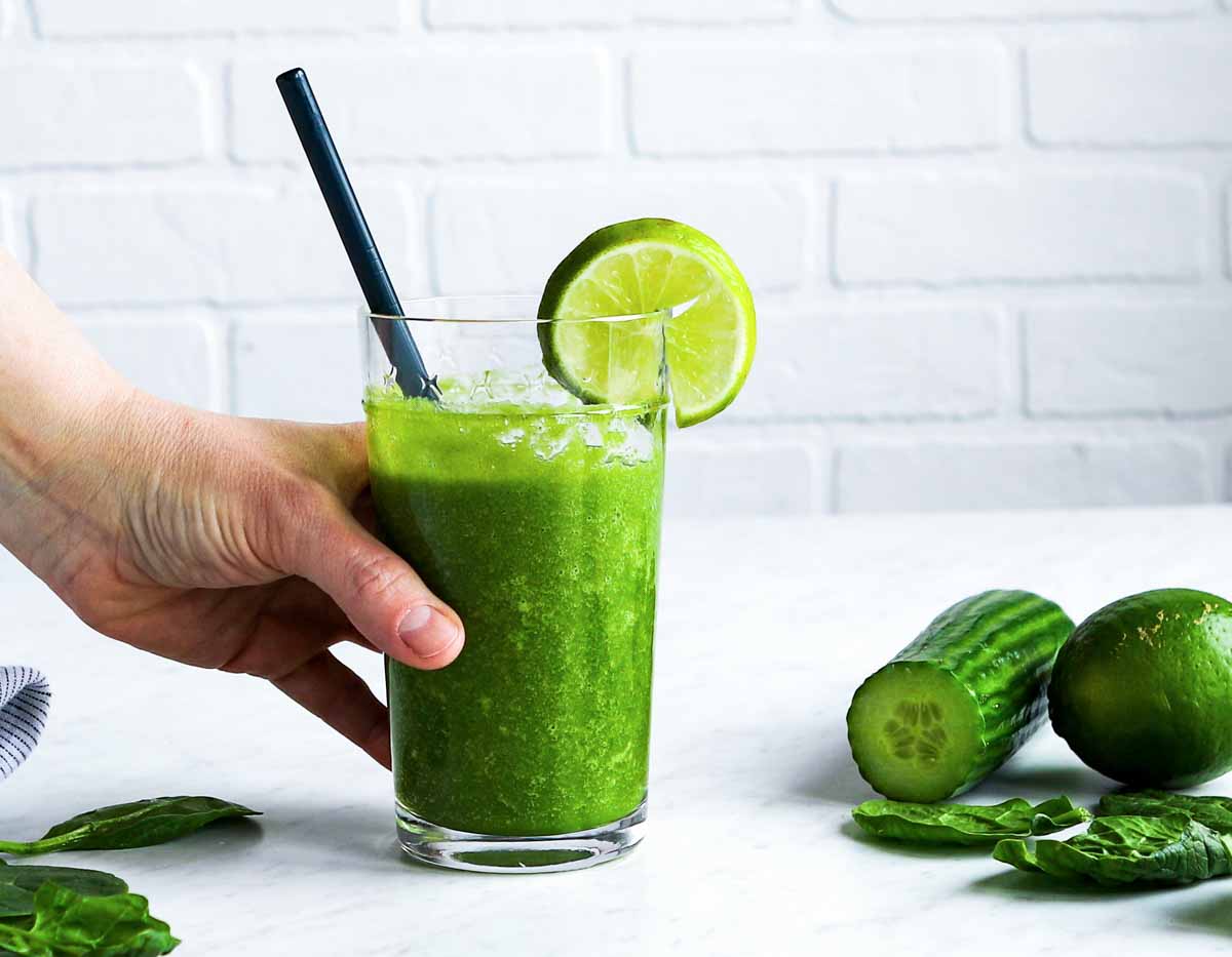 green alkaline smoothie