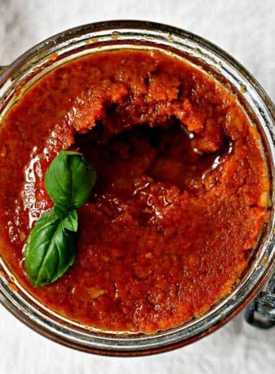 How to make sun-dried tomato pesto